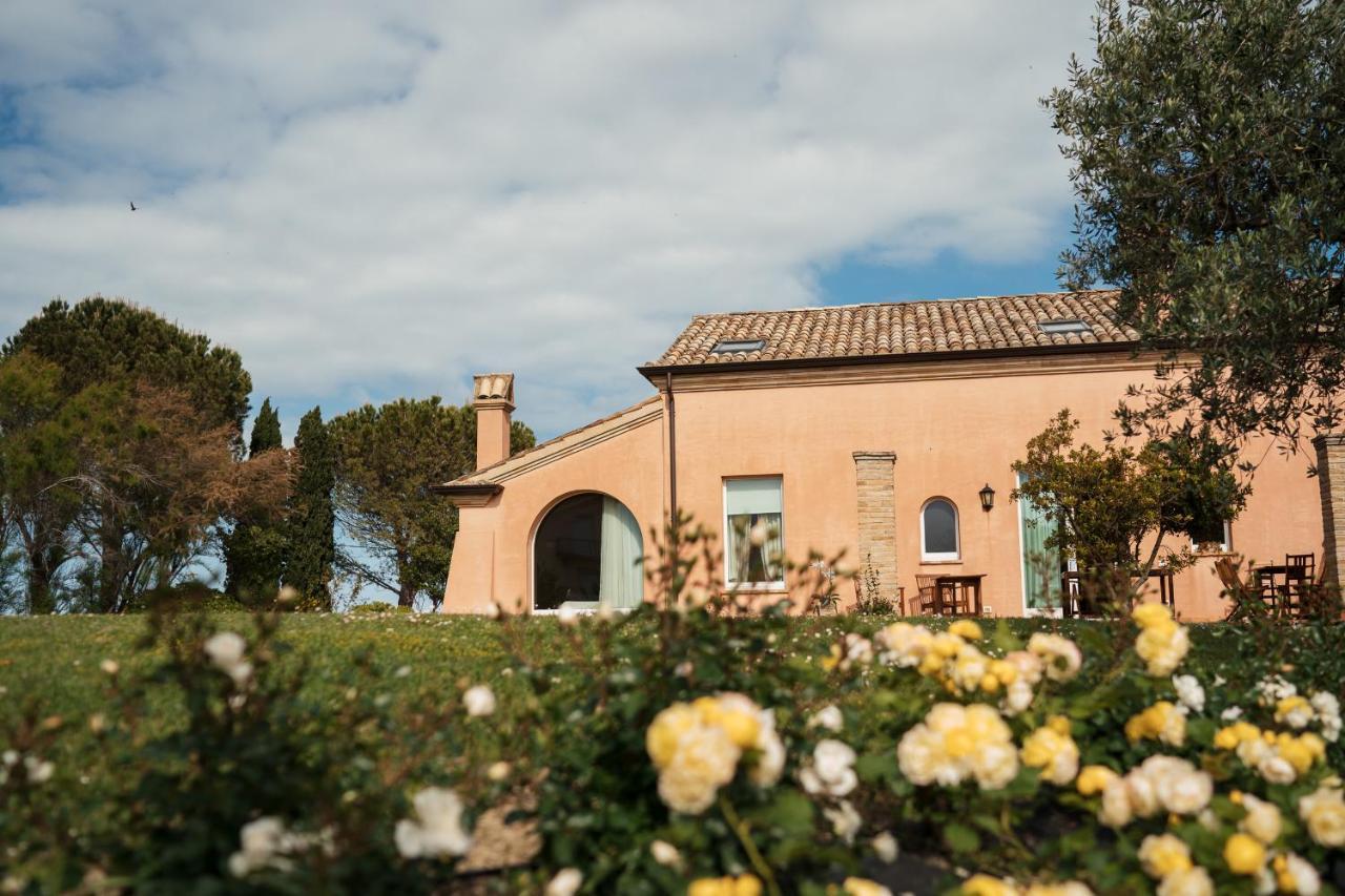 Nontiscordardime B&B Villa Agriturismo Civitanova Marche Dış mekan fotoğraf