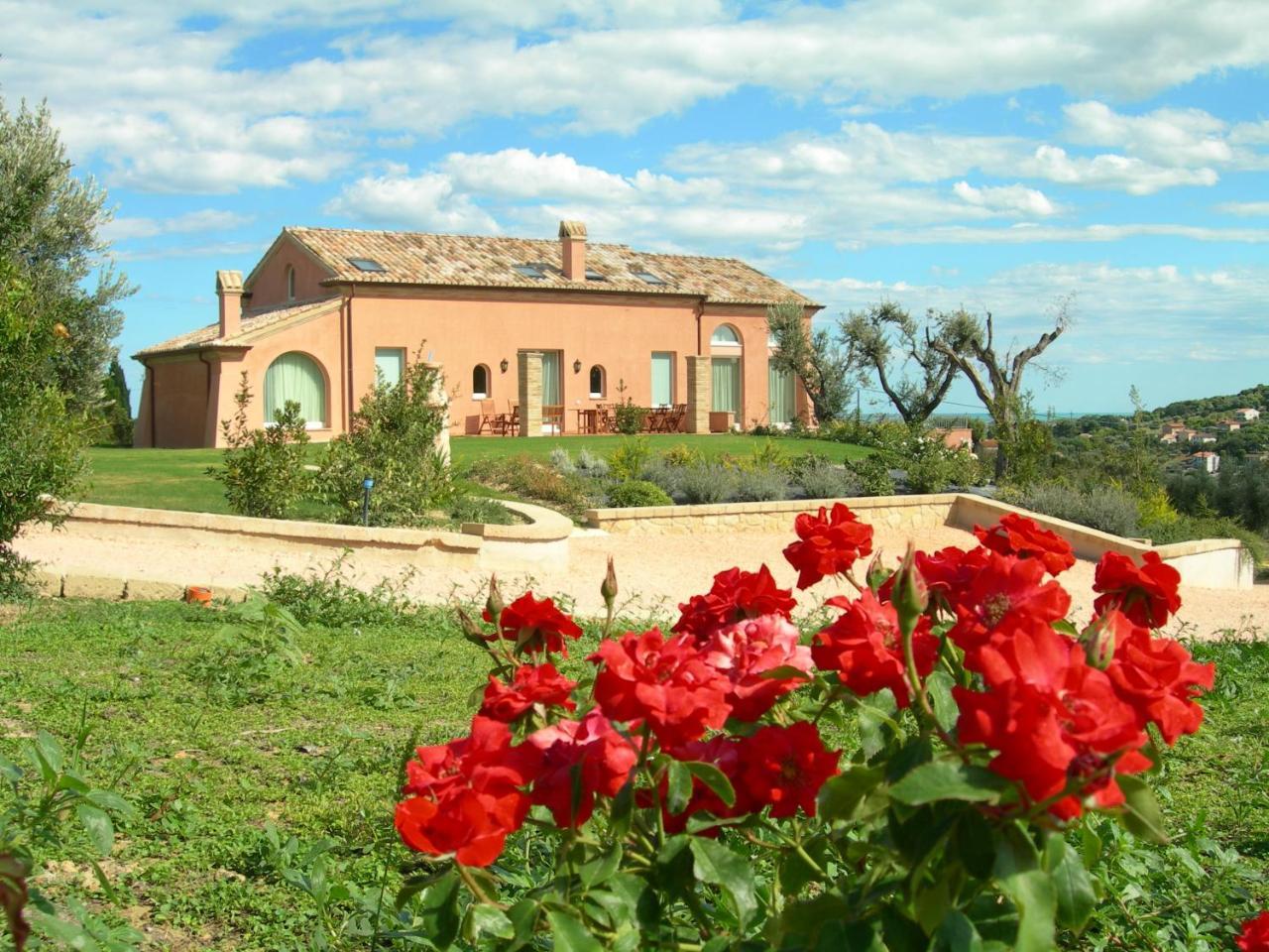 Nontiscordardime B&B Villa Agriturismo Civitanova Marche Dış mekan fotoğraf