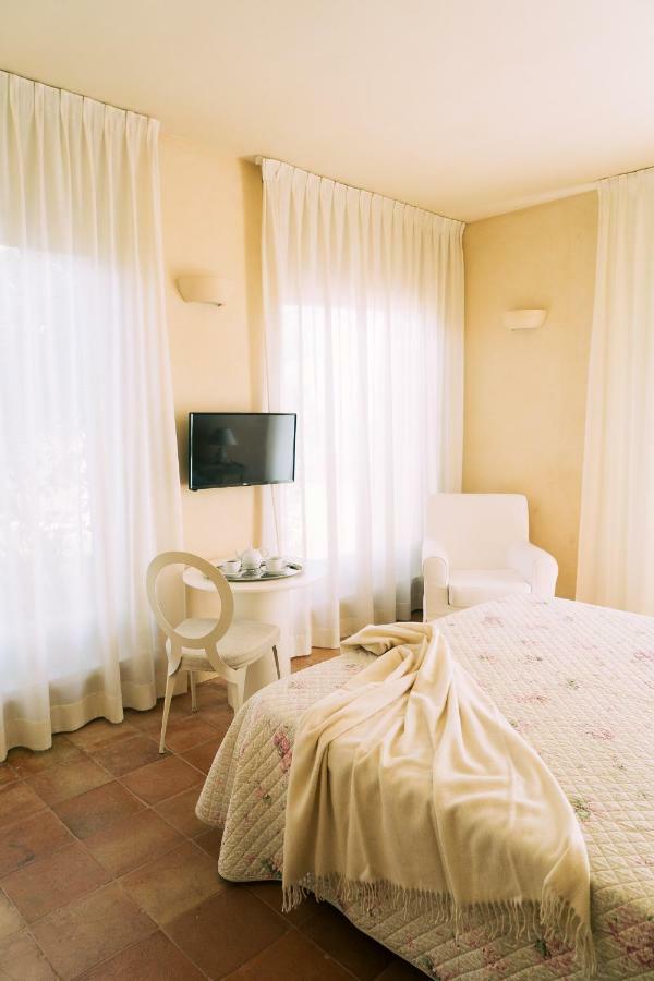 Nontiscordardime B&B Villa Agriturismo Civitanova Marche Dış mekan fotoğraf